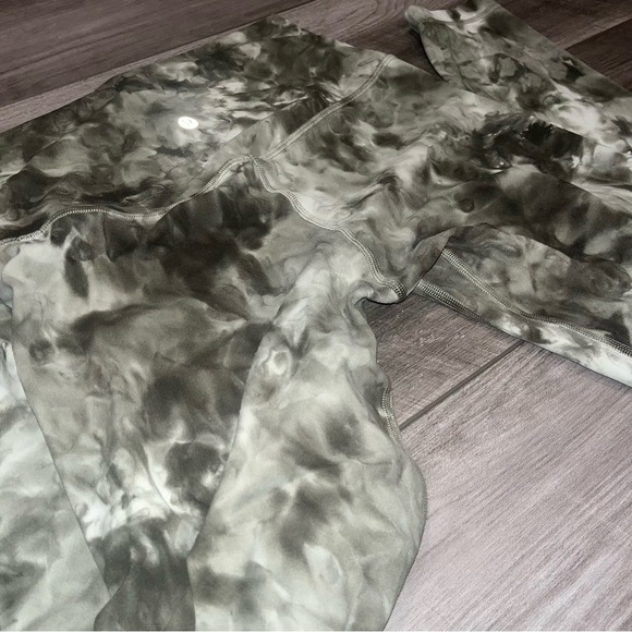 Lululemon Align Pant 28" *Diamond Dye, Size 6 - Picture 4 of 5